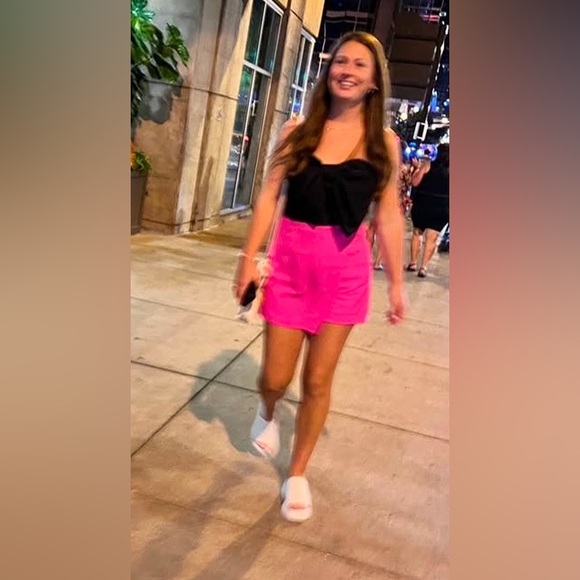 Hot Pink High Waisted Skort Size Medium - Picture 10 of 11